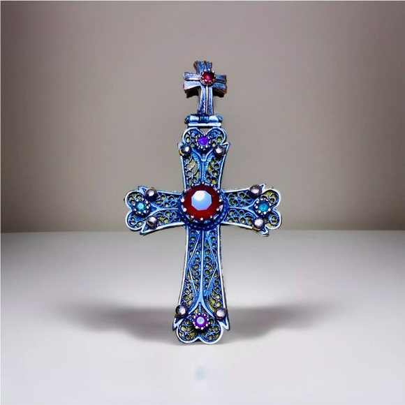 Vintage Victorian Revival Sterling Silver Filigree Cross Pendant w/Accent Stones - Picture 11 of 13